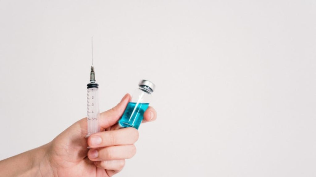 understanding the safety of peptide injections_ a guide for beginners